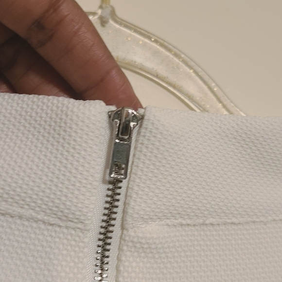 Eloquii | Classic White Sheath Dress with 3/4 Length Sleeves (Size 14) - Picture 12 of 14